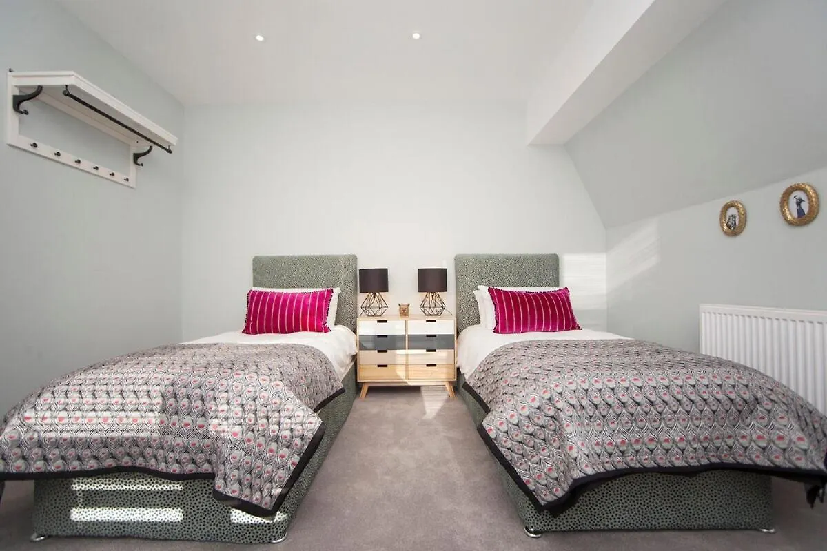 ※ Spacious Georgian Coach House & With Parking Bath